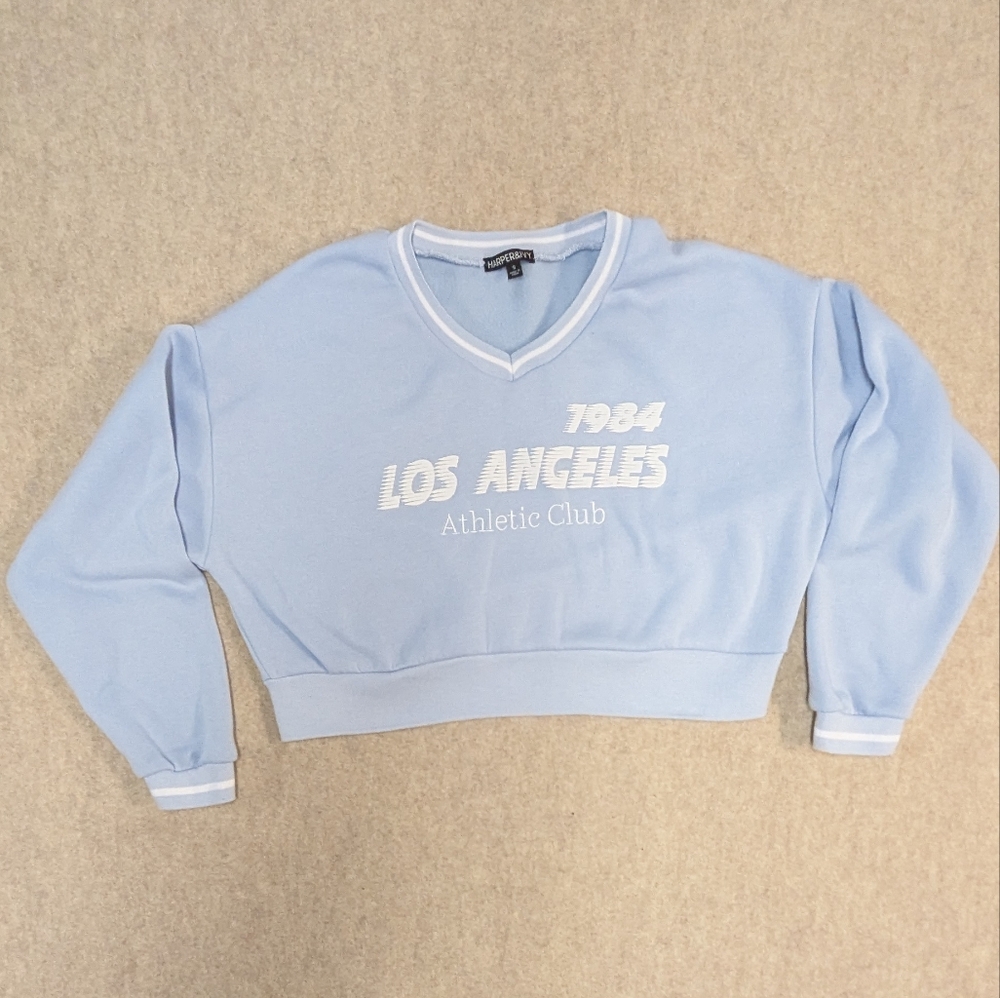 Cropped Workout Casual V Neck Sweatshirt Fun LA 1984 Design Size Small Oversized
